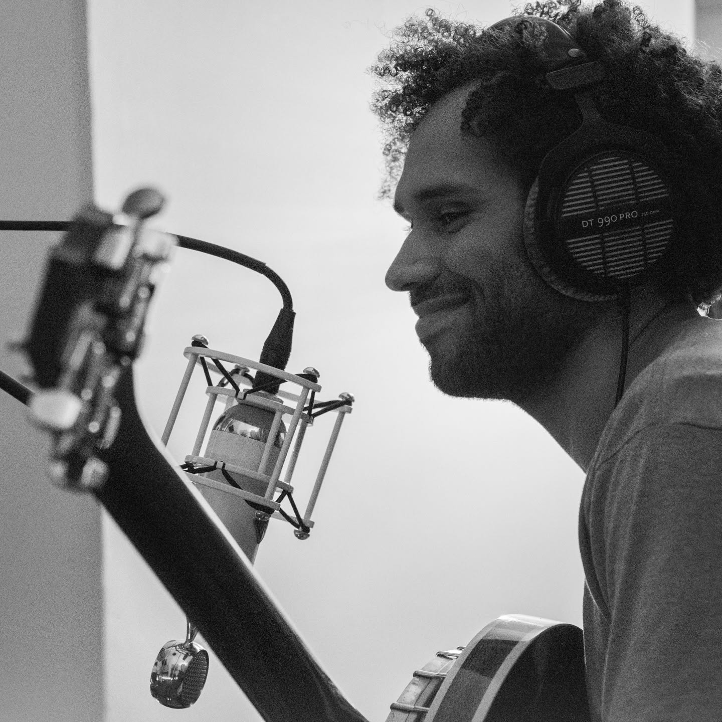 Seaslak recording vocals